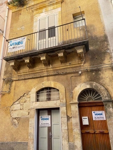 Villa in vendita in via san francesco 162, Ragusa