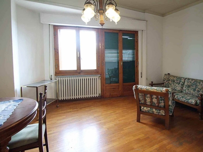 Appartamento abitabile in zona Ravacciano , Mazzini a Siena