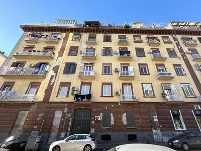 Appartamento di 165 mq in vendita - Napoli