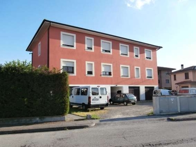 appartamento in vendita a Castello d'Argile