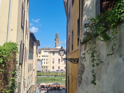 Appartamento in vendita a Firenze Ponte Vecchio