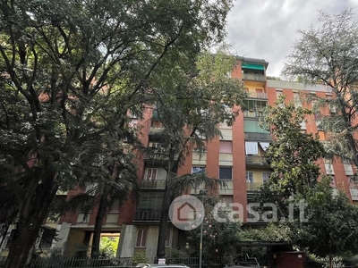 Appartamento in Vendita in Via Camillo Oblach 3 a Bologna
