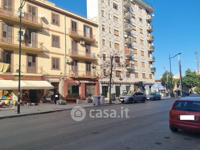 Appartamento in Vendita in Via Duca della Verdura 70 a Palermo