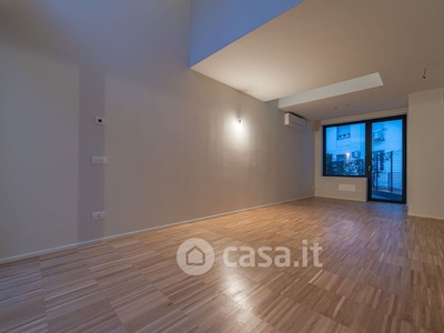 Appartamento in Vendita in Via Plinio 72 a Milano