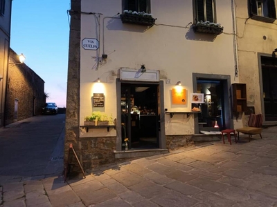 bar in vendita a Cortona