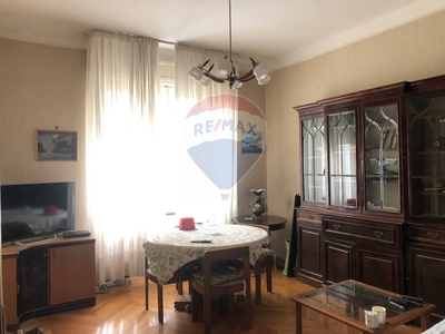 Bilocale in Via Casimiro Donadoni, Trieste, 2 bagni, arredato, 66 m²