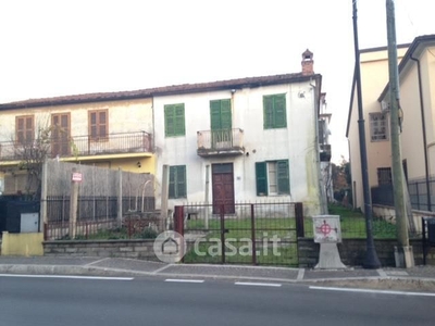 Casa Bi/Trifamiliare in Vendita in a Frosinone