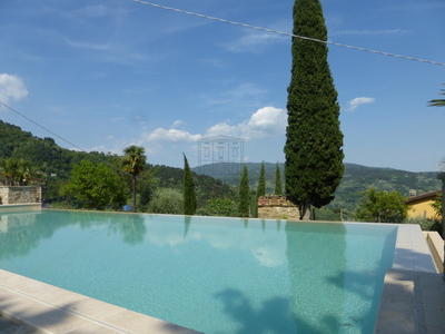 Casa indipendente in Strada Senza Nome - Pescia, Pescia