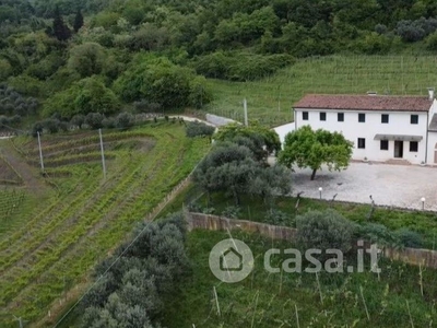 Casa indipendente in Vendita in Località Capitello a Montebello Vicentino