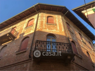 Casa indipendente in Vendita in Piazza Premoli a Crema