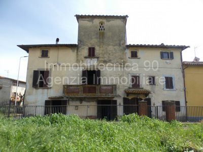 Casa singola a Arezzo - Rif. V0202MG