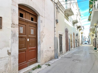 Casa singola a Canosa di Puglia