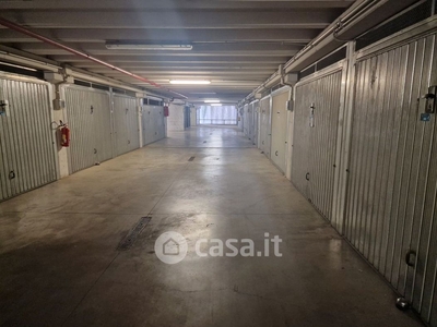 Garage/Posto auto in Vendita in Via Padre Semeria 68 a Roma