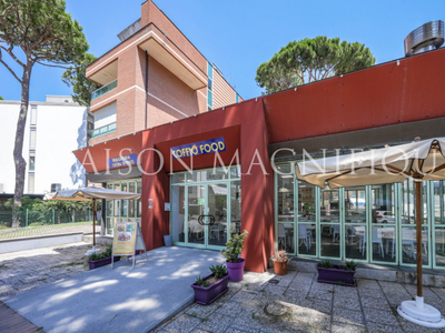 Immobile Commerciale in vendita a Comacchio - Zona: Lido degli Estensi
