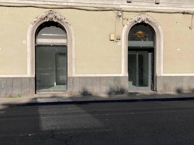 Negozio in affitto a Catania