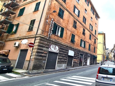 Negozio / locale commerciale di 56 m² in Genova