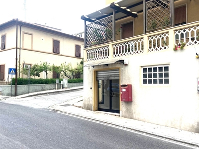 Negozio / Locale in vendita a Ancona