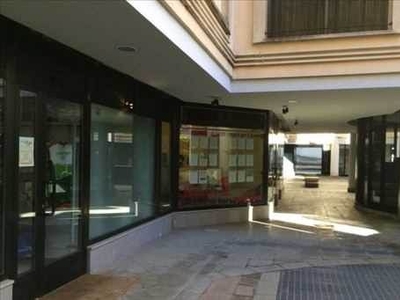 Negozio / Locale in vendita a Varese - Zona: Centro