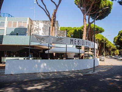 Ristorante / Pizzeria / Trattoria in vendita a Comacchio - Zona: Lido di Spina