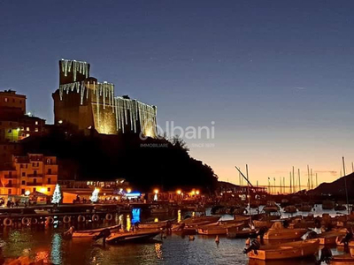 Trilocale nuovo in via vecchia 1, Lerici