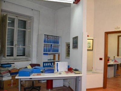 ufficio in vendita a Cortona