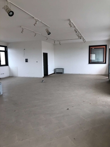 Ufficio / Studio in vendita a Roncello