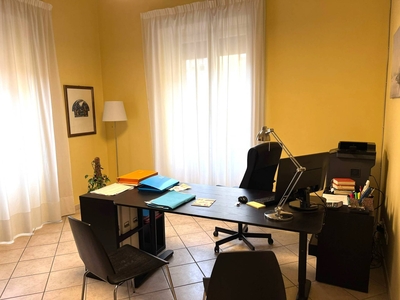 Ufficio / Studio in vendita a Viterbo - Zona: Centro