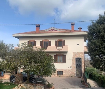 Vendita Casa Indipendente in Castiglione del Lago