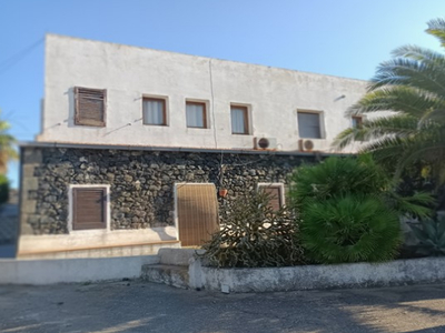 Vendita Hotel Pantelleria