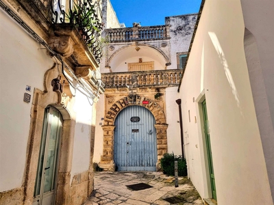 Vendita Palazzo, in zona CENTRO STORICO, MARTINA FRANCA