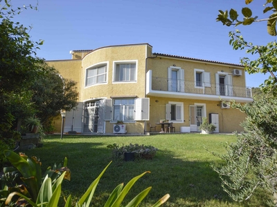Villa Bifamiliare in vendita a Olbia