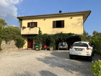 villa in vendita a Cortona