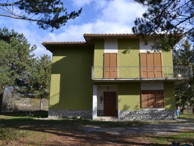 villa in vendita a Cortona