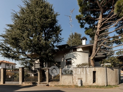 Villa in Vendita in Via Botticelli 4 a Parabiago