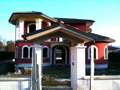Villa in Via Bianchi a Avezzano