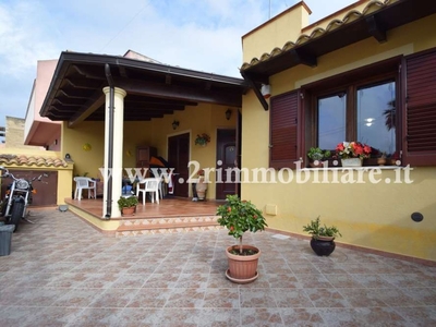 Villa in Via Salemi, Mazara del Vallo, 6 locali, 2 bagni, 155 m²