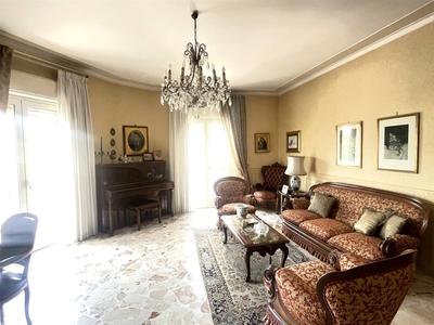 Appartamento in vendita a Sant'agata Li Battiati Catania