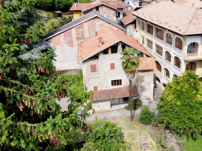 casa in vendita a Borgosesia
