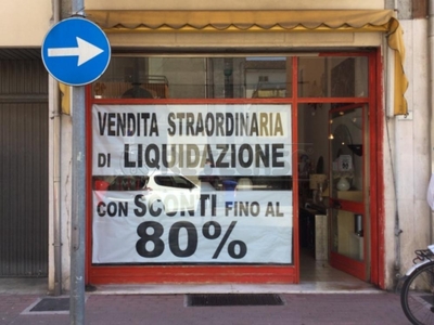 spazio commerciale in vendita a Montecchio Maggiore