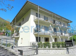 Appartamento Bilocale in ottime condizioni, in vendita in Via Paradiso Snc, Gera Lario