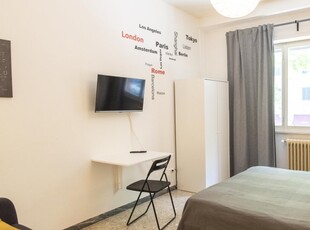 Appartamento con 2 camere da letto in affitto a Portuense, Roma