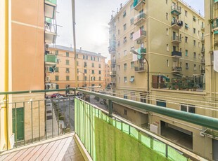 Appartamento di 84 mq a Genova