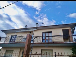 Appartamento in affitto a Albenga - Zona: Campochiesa