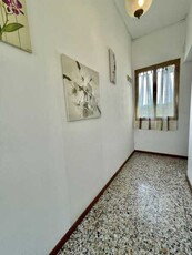 Appartamento in Affitto ad Pietrasanta - 1500 Euro