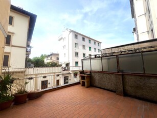 Appartamento in vendita a Firenze Campo Di Marte