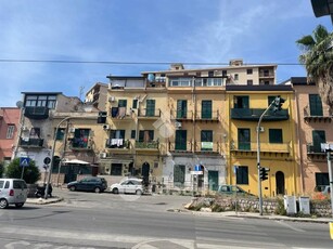 Appartamento in Vendita in Corso dei Mille 443 a Palermo