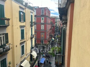 Appartamento in Vendita in Piazza San Gaetano a Napoli