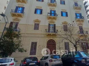 Appartamento in Vendita in Via Enrico Albanese 98 a Palermo