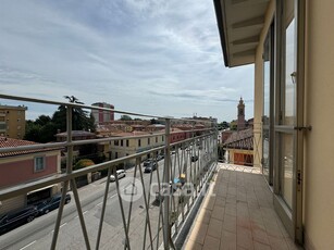 Appartamento in Vendita in Via Tito Azzolini 2 a Bologna