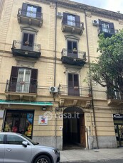 Appartamento in Vendita in Via Volturno 25 a Palermo